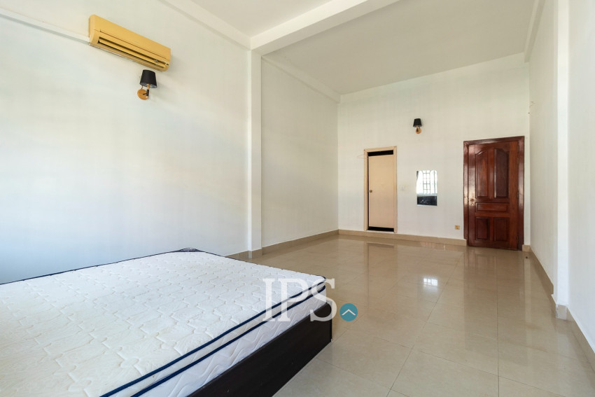 3 Bedroom Shophouse For Rent - Svay Dankum, Siem Reap