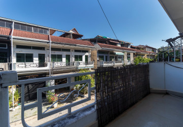 3 Bedroom Shophouse For Rent - Svay Dangkum, Siem Reap thumbnail