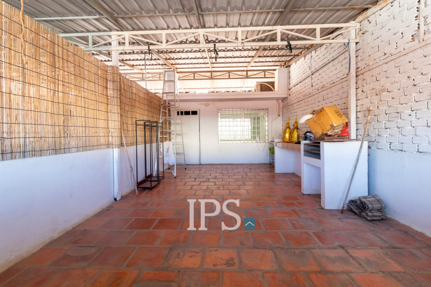 3 Bedroom Shophouse For Rent - Svay Dankum, Siem Reap