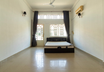 3 Bedroom Shophouse For Rent - Svay Dangkum, Siem Reap thumbnail
