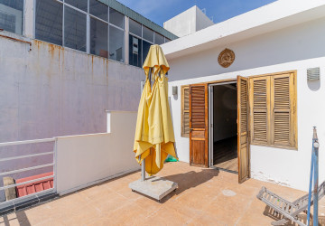 Renovated 1 Bedroom Apartment For Sale - Phsar Chas, Phnom Penh thumbnail