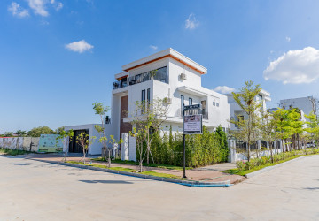 4 Bedroom Villa For Sale - Vong Residence, Tien, Phnom Penh thumbnail