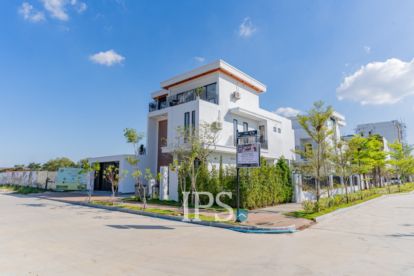 4 Bedroom Villa For Sale - Vong Residence, Tien, Phnom Penh