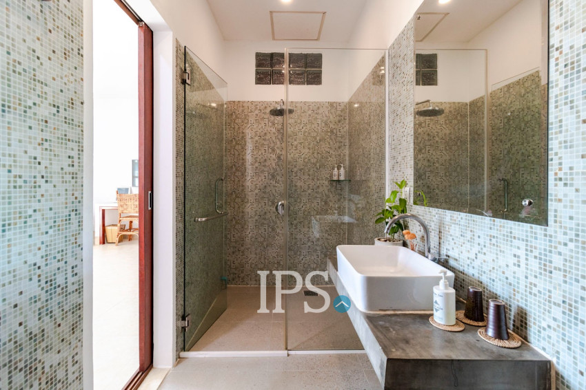 10 Bedroom Hotel For Rent - Svay Dangkum, Siem Reap