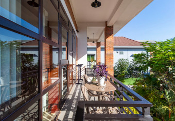 10 Bedroom Hotel For Rent - Svay Dangkum, Siem Reap thumbnail