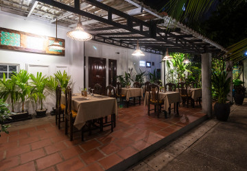 10 Bedroom Hotel For Rent - Svay Dangkum, Siem Reap thumbnail