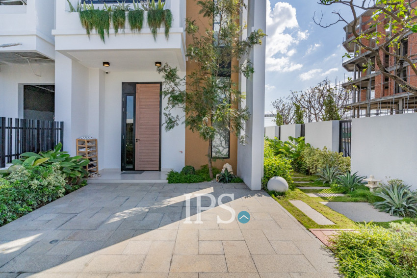 4 Bedroom Villa For Sale - Vong Residence, Tien, Phnom Penh