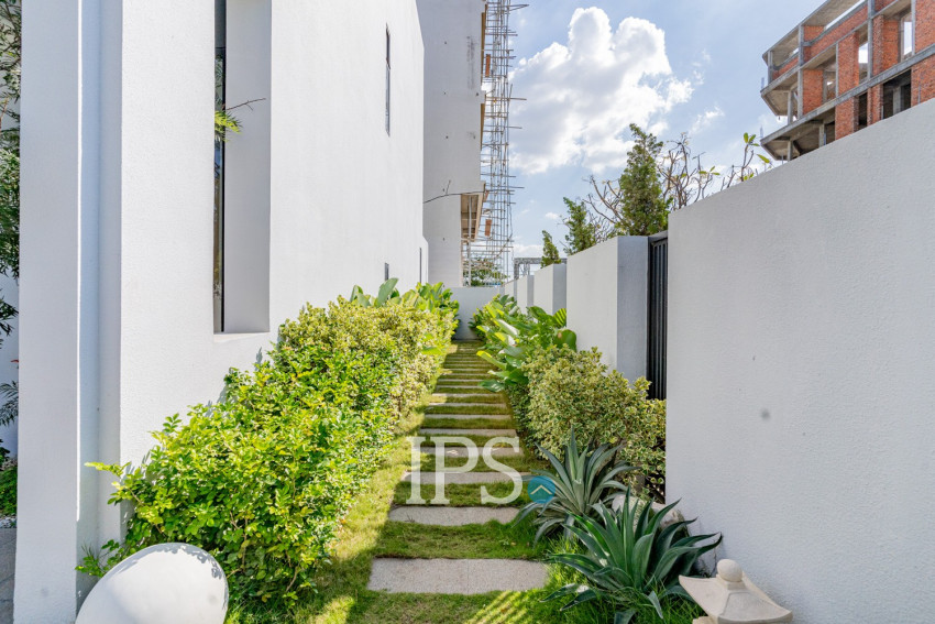4 Bedroom Villa For Sale - Vong Residence, Tien, Phnom Penh