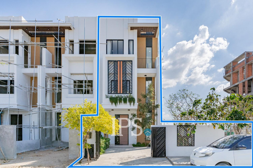 4 Bedroom Villa For Sale - Vong Residence, Tien, Phnom Penh
