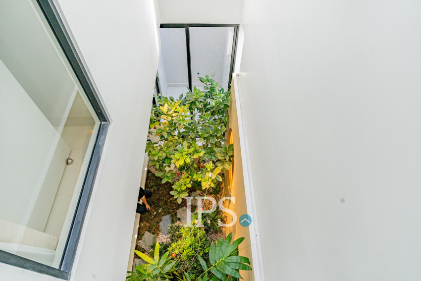 4 Bedroom Villa For Sale - Vong Residence, Tien, Phnom Penh