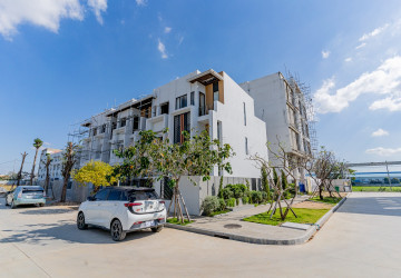 4 Bedroom Villa For Sale - Vong Residence, Tien, Phnom Penh thumbnail