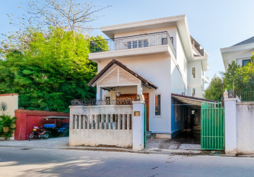 4 Bedroom House For Rent - Slor Kram, Siem Reap thumbnail