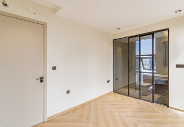 25th Floor 2 Bedroom Condo For Sale - Time Square 5, BKK1, Phnom Penh thumbnail