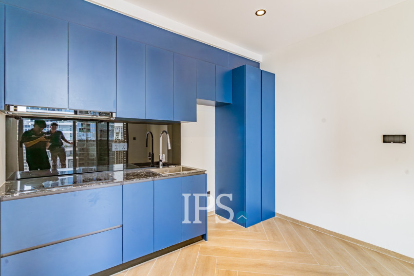 25th Floor 2 Bedroom Condo For Sale - Time Square 5, BKK1, Phnom Penh