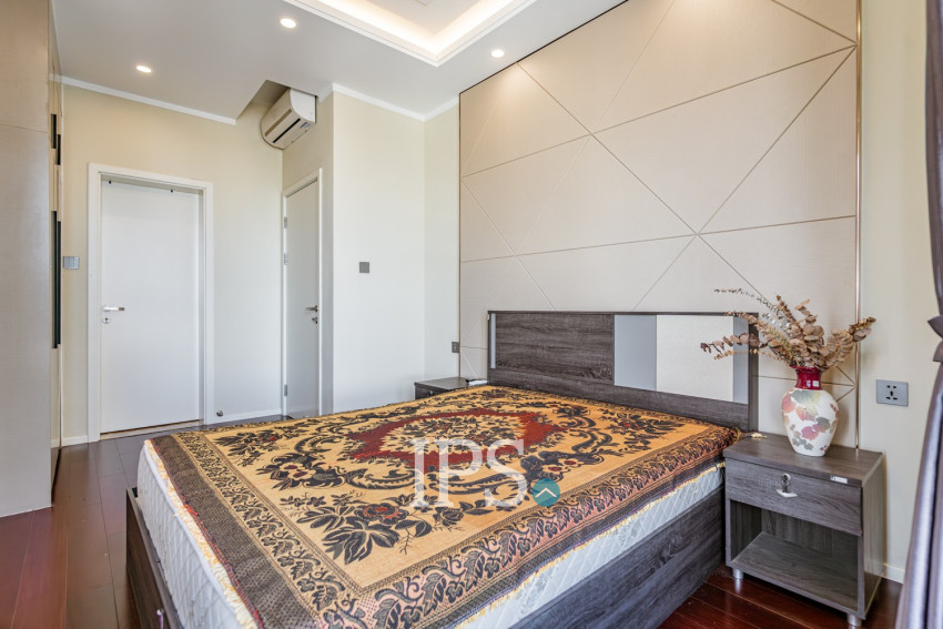 2 Bedroom Condo For Rent - One Park, Srah Chork, Phnom Penh