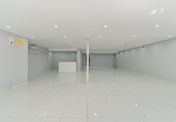 172.50 Sqm Retail Space For Rent - Tonle Bassac, PhnomPenh thumbnail