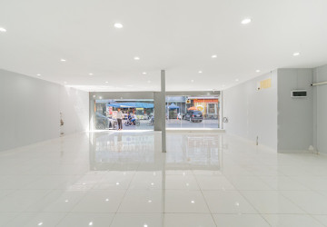172.50 Sqm Retail Space For Rent - Tonle Bassac, PhnomPenh thumbnail