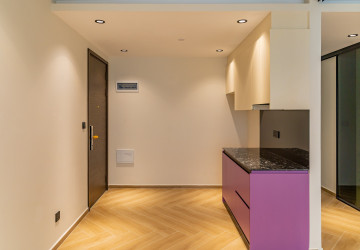 26th Floor 1 Bedroom Condo Type C1 Resale - Time Square 306, BKK1, Phnom Penh thumbnail