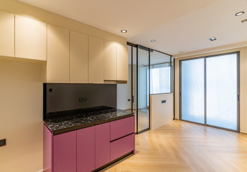 26th Floor 1 Bedroom Condo Type C1 Resale - Time Square 306, BKK1, Phnom Penh thumbnail