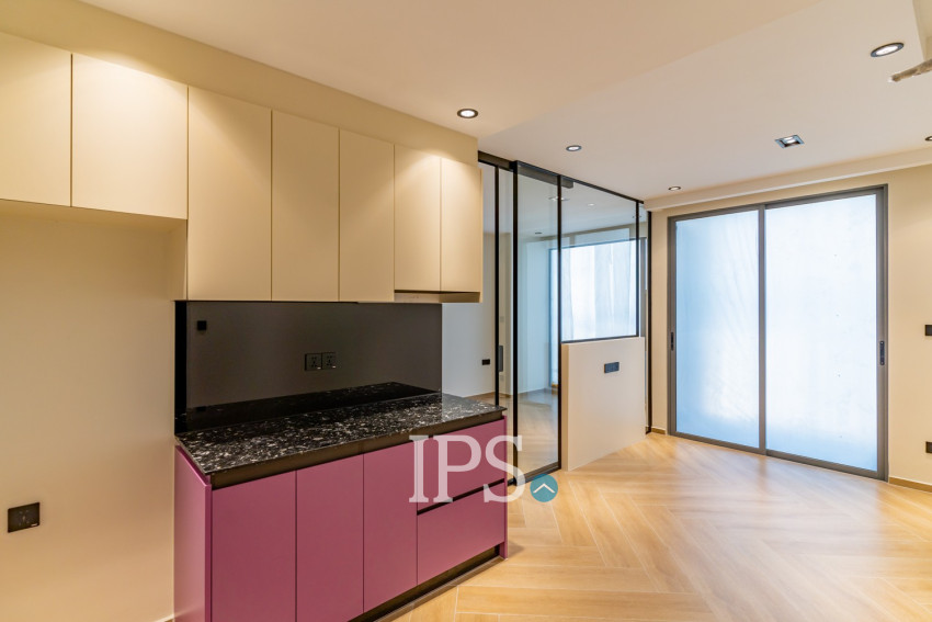 26th Floor 1 Bedroom Condo Type C1 Resale - Time Square 306, BKK1, Phnom Penh