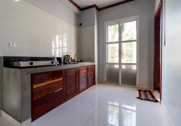 3 Bedroom Apartment For Rent - Slor Kram, Siem Reap thumbnail