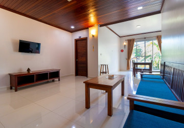 3 Bedroom Apartment For Rent - Slor Kram, Siem Reap thumbnail