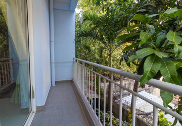 3 Bedroom Apartment For Rent - Slor Kram, Siem Reap thumbnail