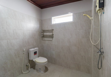 3 Bedroom Apartment For Rent - Slor Kram, Siem Reap thumbnail