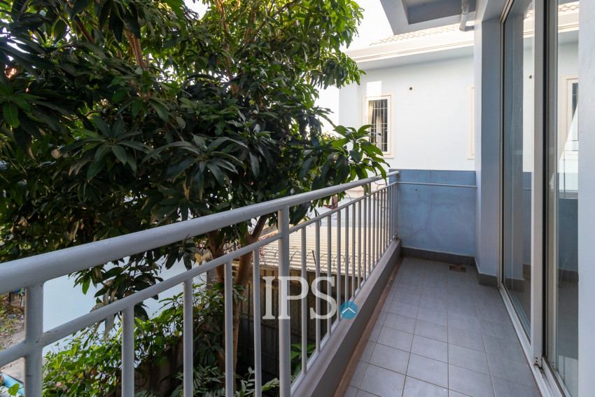 3 Bedroom Apartment For Rent - Slor Kram, Siem Reap