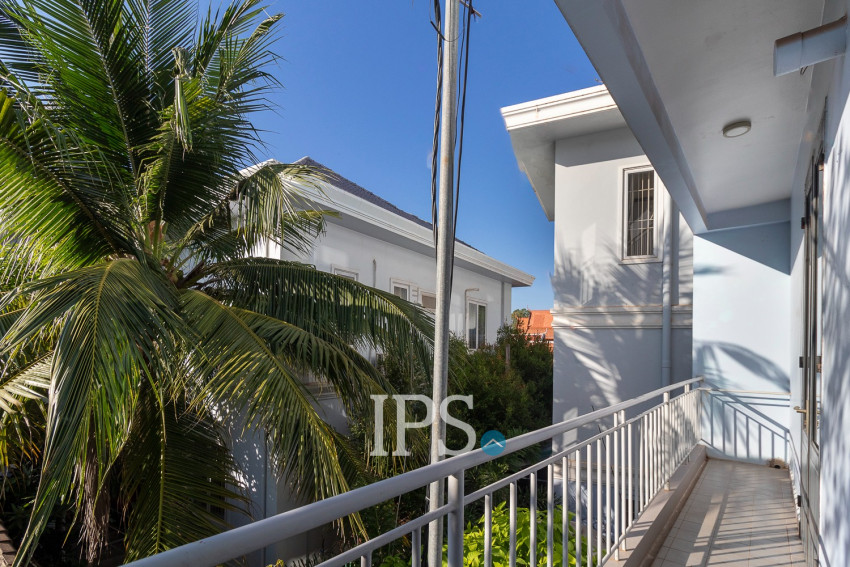 3 Bedroom Apartment For Rent - Slor Kram, Siem Reap