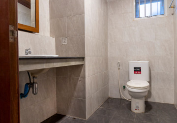 3 Bedroom Apartment For Rent - Slor Kram, Siem Reap thumbnail