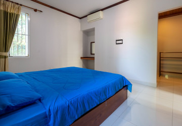 3 Bedroom Apartment For Rent - Slor Kram, Siem Reap thumbnail
