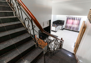 4 Bedroom House For Rent - Slor Kram, Siem Reap thumbnail