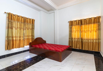 4 Bedroom House For Rent - Slor Kram, Siem Reap thumbnail