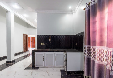 4 Bedroom House For Rent - Slor Kram, Siem Reap thumbnail