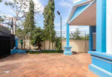 4 Bedroom House For Rent - Slor Kram, Siem Reap thumbnail