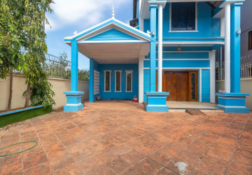 4 Bedroom House For Rent - Slor Kram, Siem Reap thumbnail