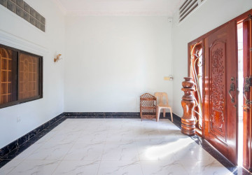 4 Bedroom House For Rent - Slor Kram, Siem Reap thumbnail