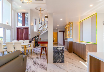 3 Bedroom Penthouse For Rent - Sala Kamreuk, Siem Reap thumbnail