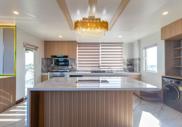 3 Bedroom Penthouse For Rent - Sala Kamreuk, Siem Reap thumbnail