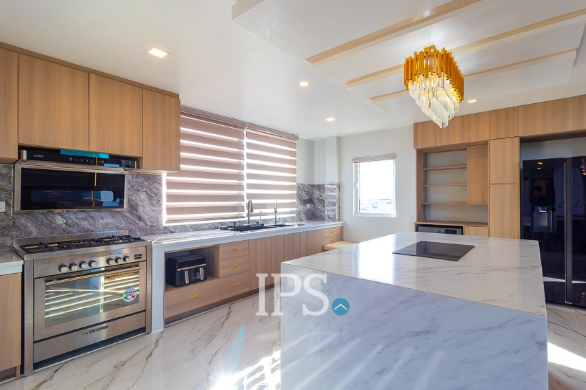 3 Bedroom Penthouse For Rent - Sala Kamreuk, Siem Reap