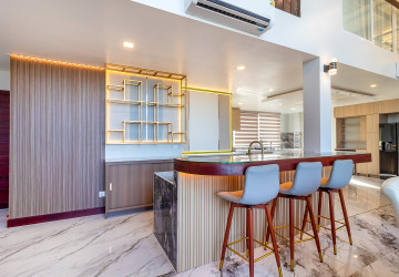 3 Bedroom Penthouse For Rent - Sala Kamreuk, Siem Reap thumbnail