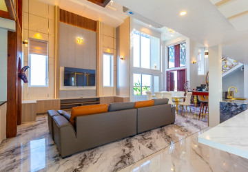 3 Bedroom Penthouse For Rent - Sala Kamreuk, Siem Reap thumbnail