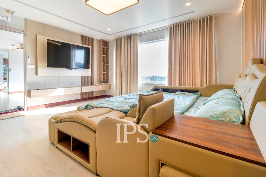 3 Bedroom Penthouse For Rent - Sala Kamreuk, Siem Reap