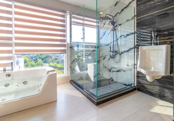 3 Bedroom Penthouse For Rent - Sala Kamreuk, Siem Reap thumbnail