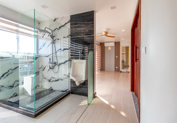 3 Bedroom Penthouse For Rent - Sala Kamreuk, Siem Reap thumbnail