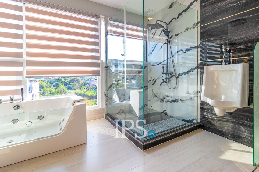 3 Bedroom Penthouse For Rent - Sala Kamreuk, Siem Reap