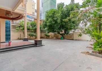 9 Bedroom Commercial Villa For Rent - BKK1, Phnom Penh thumbnail