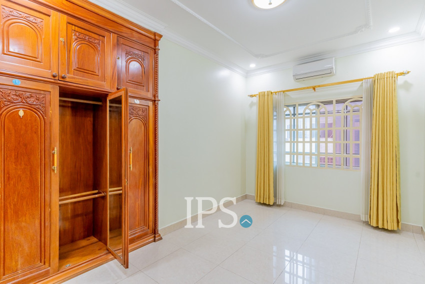 9 Bedroom Commercial Villa For Rent - BKK1, Phnom Penh