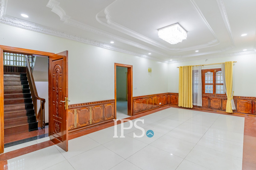 9 Bedroom Commercial Villa For Rent - BKK1, Phnom Penh